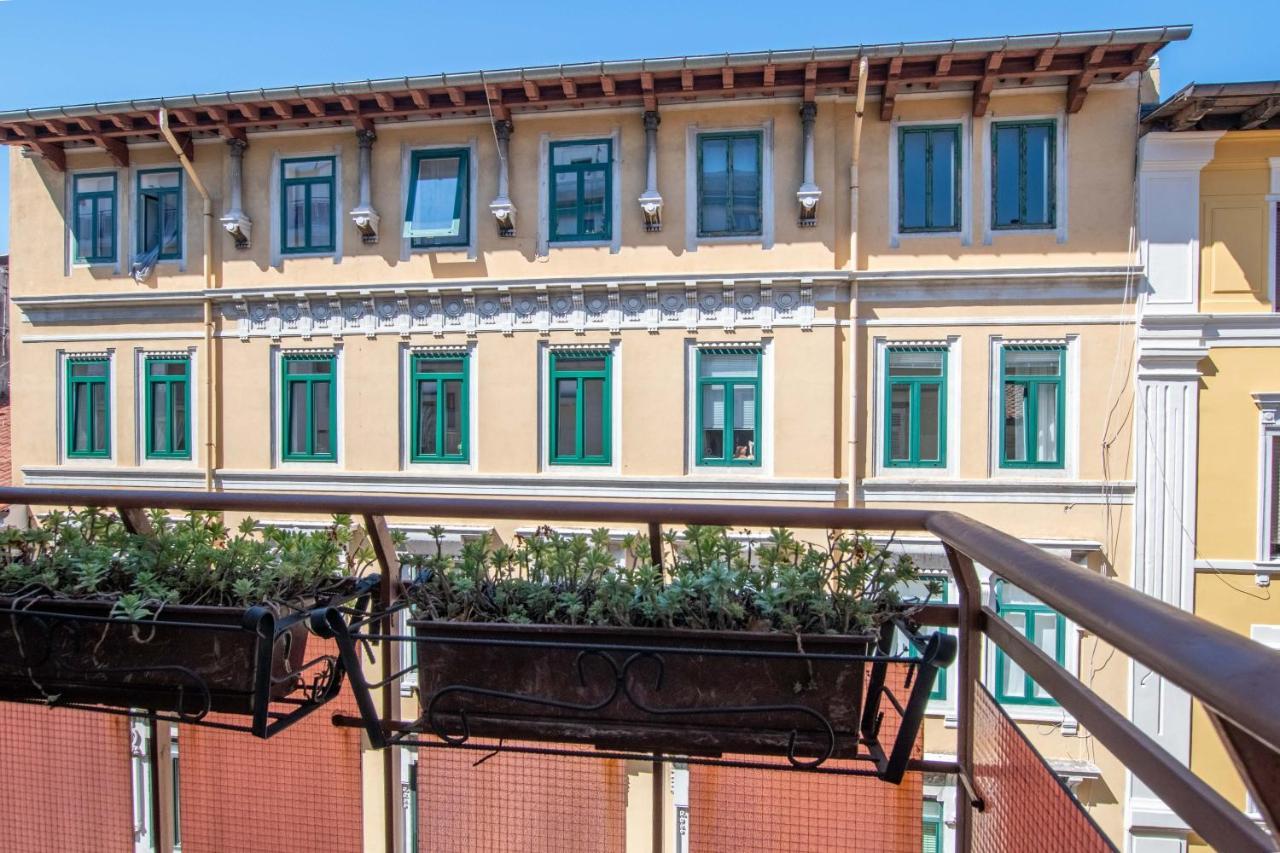 Appartamento Casa Viale XX Settembre Trieste Esterno foto